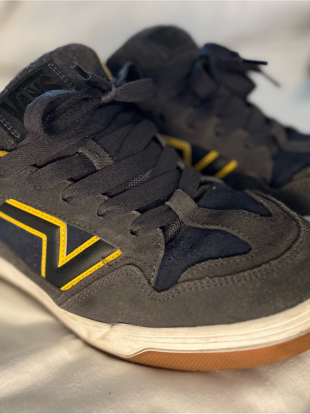 Vans Men's Black & Yellow Low-Top Sneakers